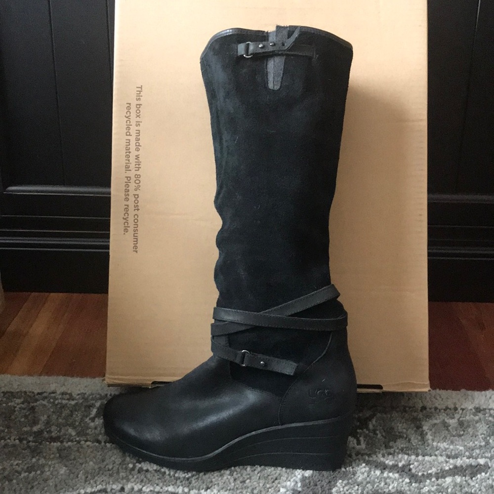 UGG Black leather and suede waterproof boots